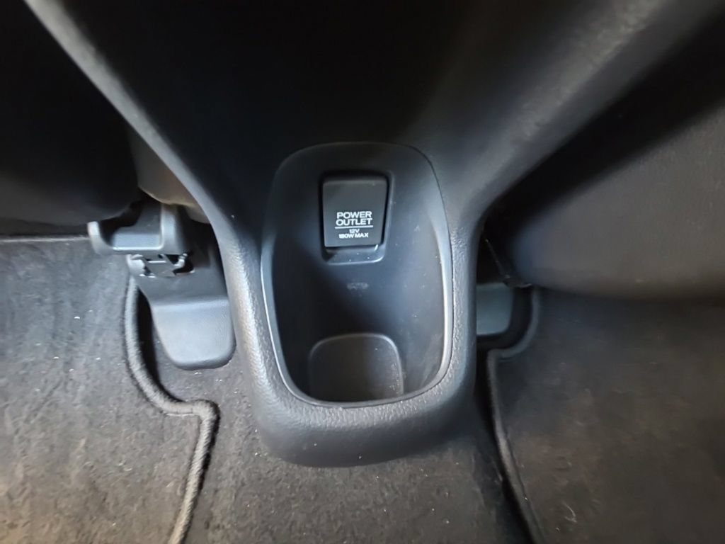 Used 2018 Honda HR-V LX image 15