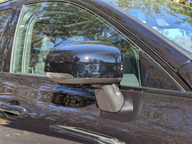 New 2025 Volvo XC60 B5 Plus w/ Climate Package image 10