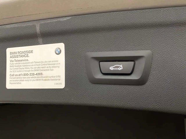Used 2023 BMW iX xDrive50 AWD/4WD image 11