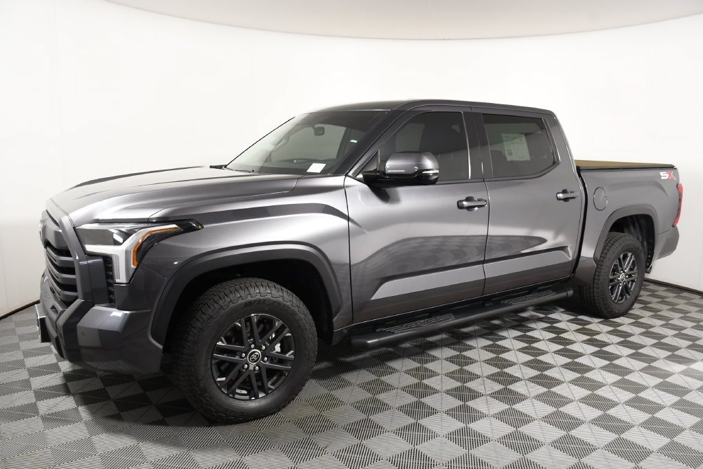 Used 2023 Toyota Tundra SR5 w/ SR5 Convenience Package AWD/4WD image 2