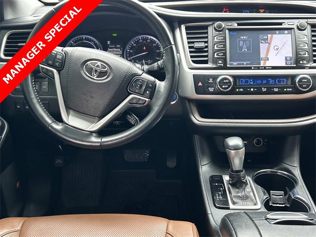 Used 2019 Toyota Highlander Limited Platinum image 27