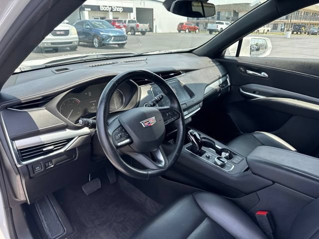 Used 2021 Cadillac XT4 Premium Luxury w/ Cold Weather Package AWD/4WD image 11
