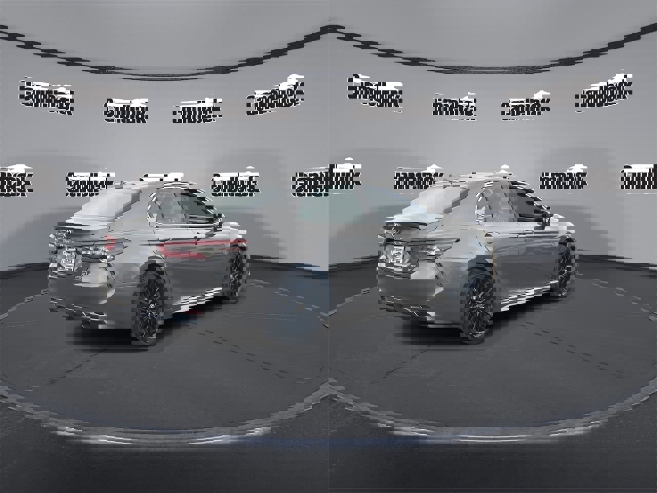 Used 2022 Toyota Camry XSE image 7