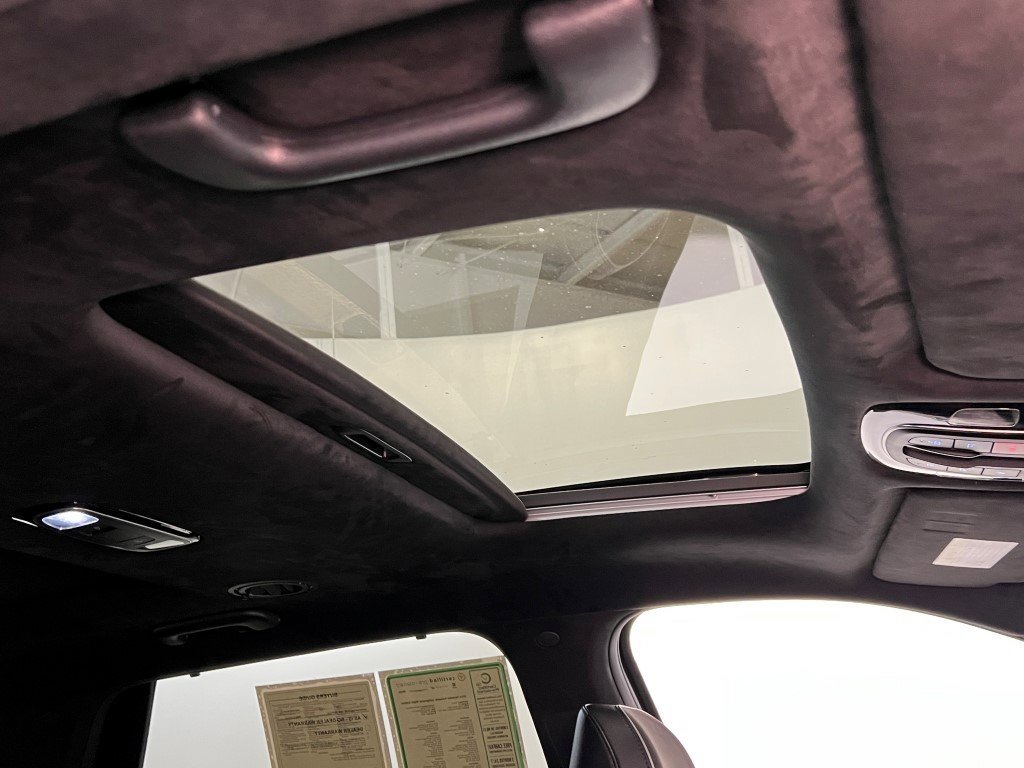 Used 2024 Hyundai Palisade Calligraphy image 16