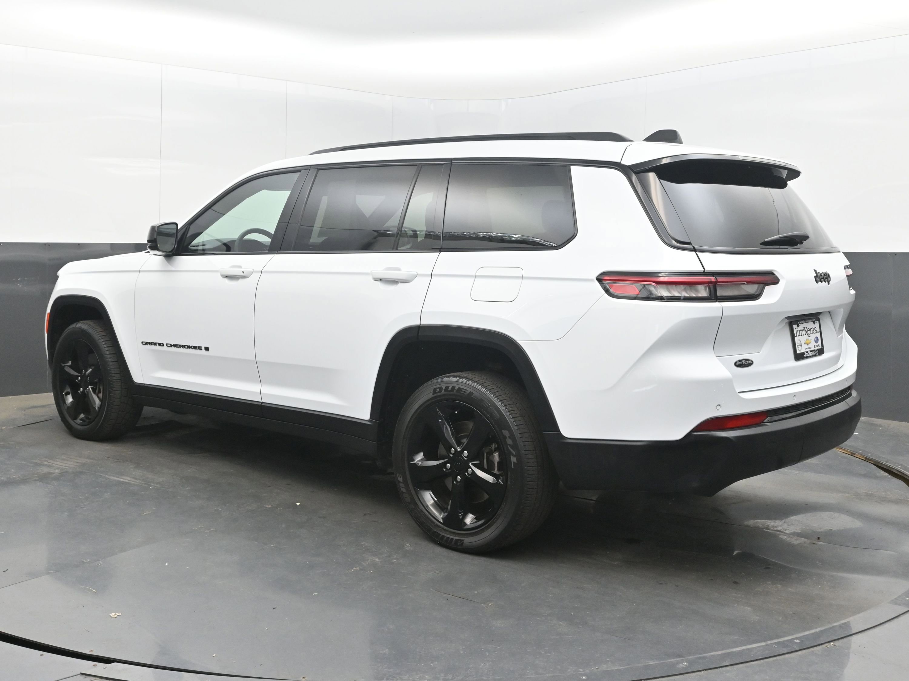 Used 2024 Jeep Grand Cherokee L Laredo image 6