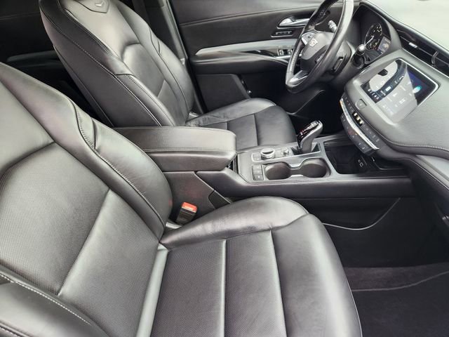 Used 2023 Cadillac XT4 Premium Luxury FWD image 14