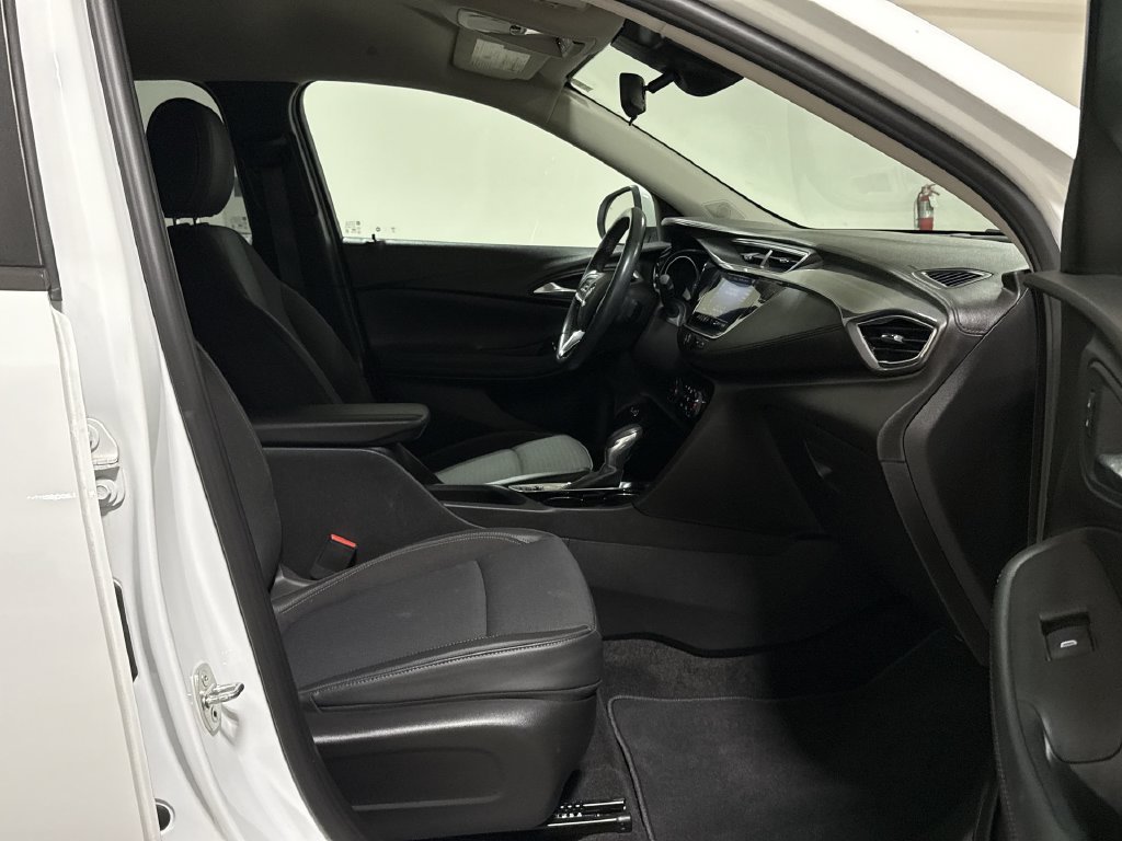 Used 2020 Buick Encore GX Select FWD image 21