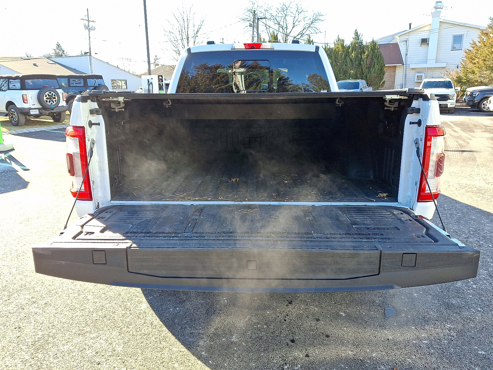 Certified 2022 Ford F150 Lariat w/ Equipment Group 502A High image 30