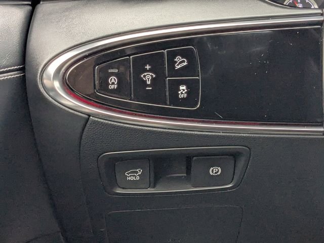 Used 2022 Genesis GV70 2.5T w/ Advanced Package image 23