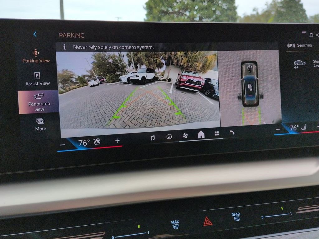 Certified 2024 BMW 530i 530i w/ Premium Package image 21