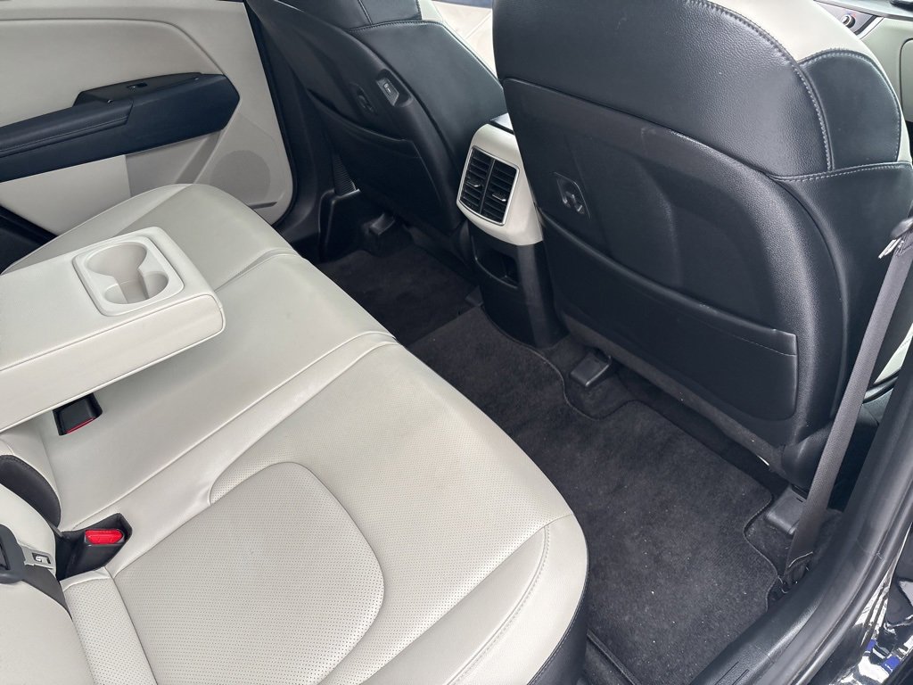 Used 2023 Kia Sportage EX image 32