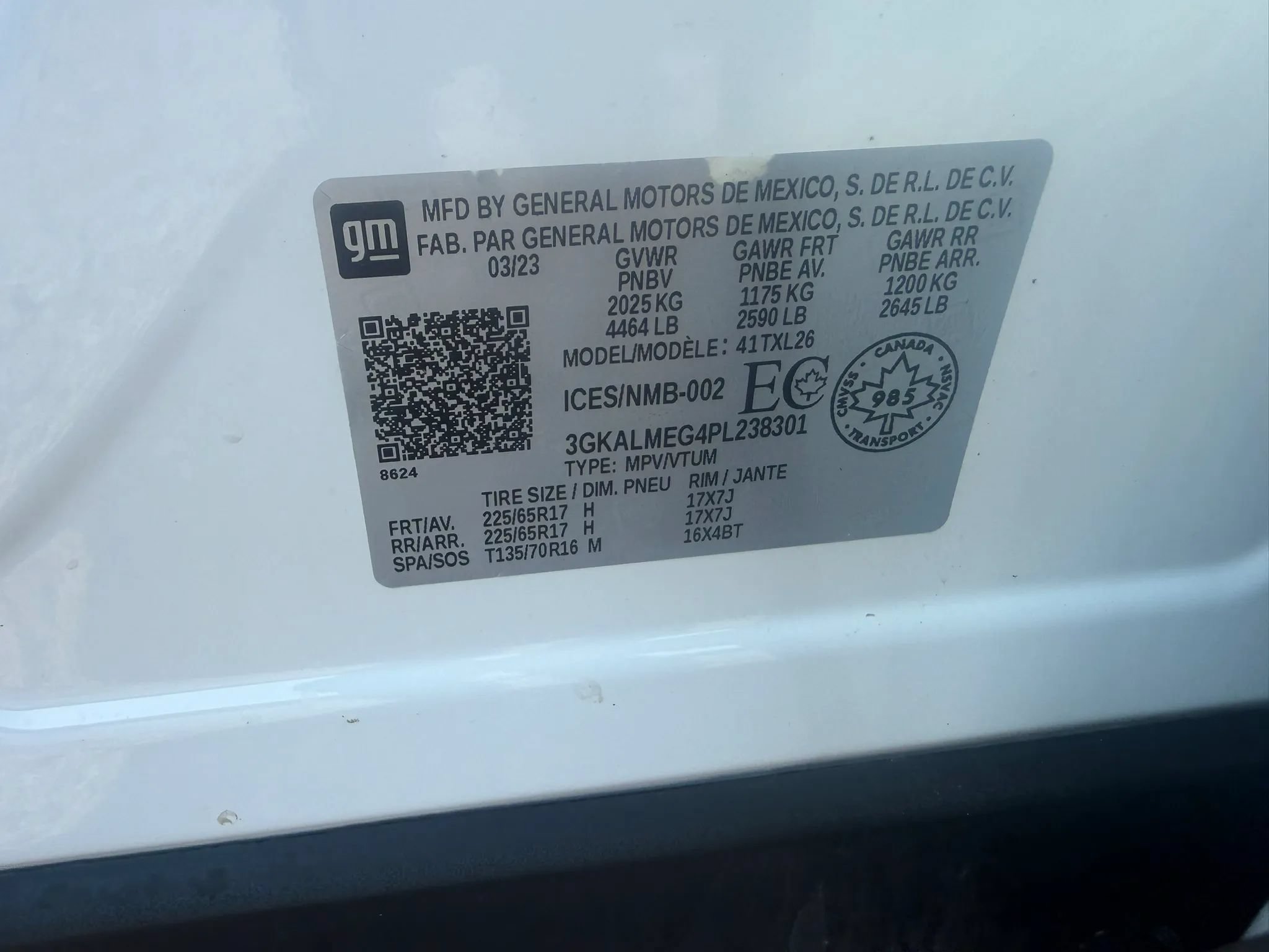Used 2023 GMC Terrain SLE FWD image 33