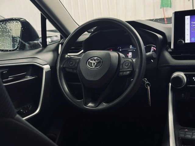 Used 2025 Toyota RAV4 LE image 20