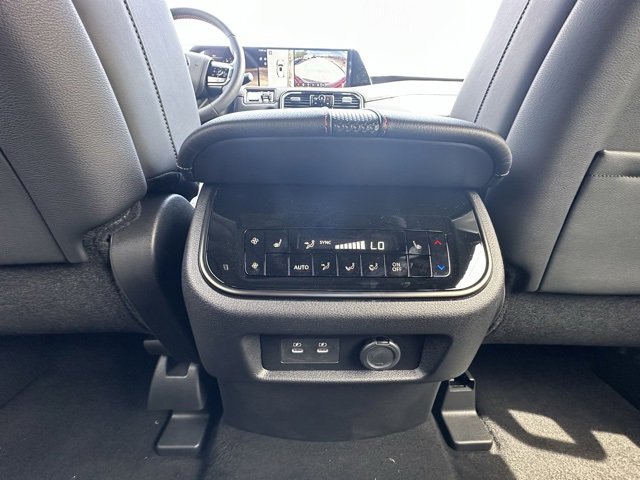 New 2025 Nissan Armada PRO-4X w/ Pro-4X Premium Package image 38