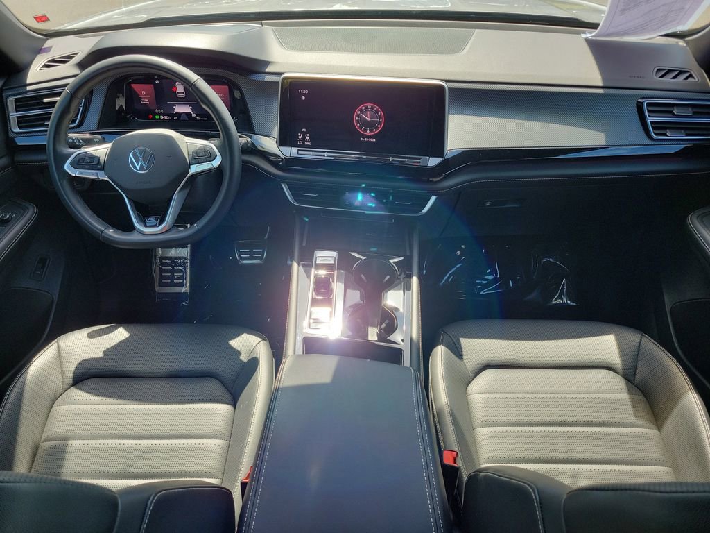 Used 2024 Volkswagen Atlas Cross Sport SEL R-Line AWD/4WD image 14