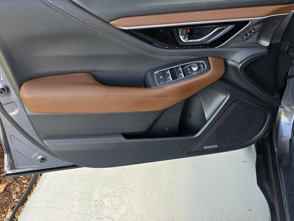 Used 2022 Subaru Outback Touring XT AWD/4WD image 38