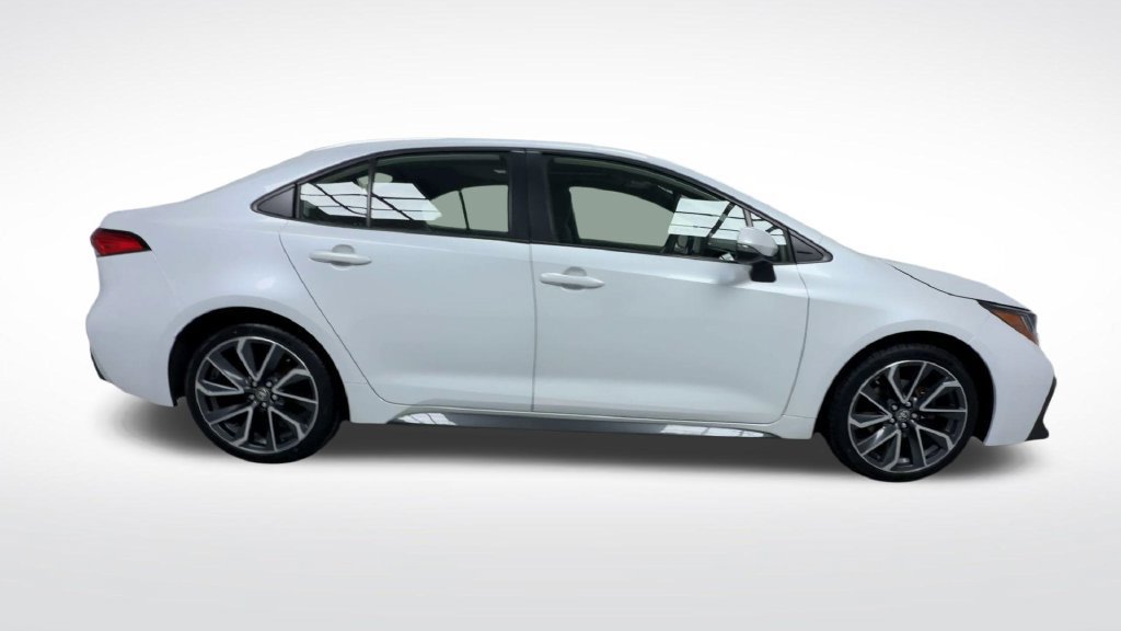 Used 2022 Toyota Corolla SE FWD image 9
