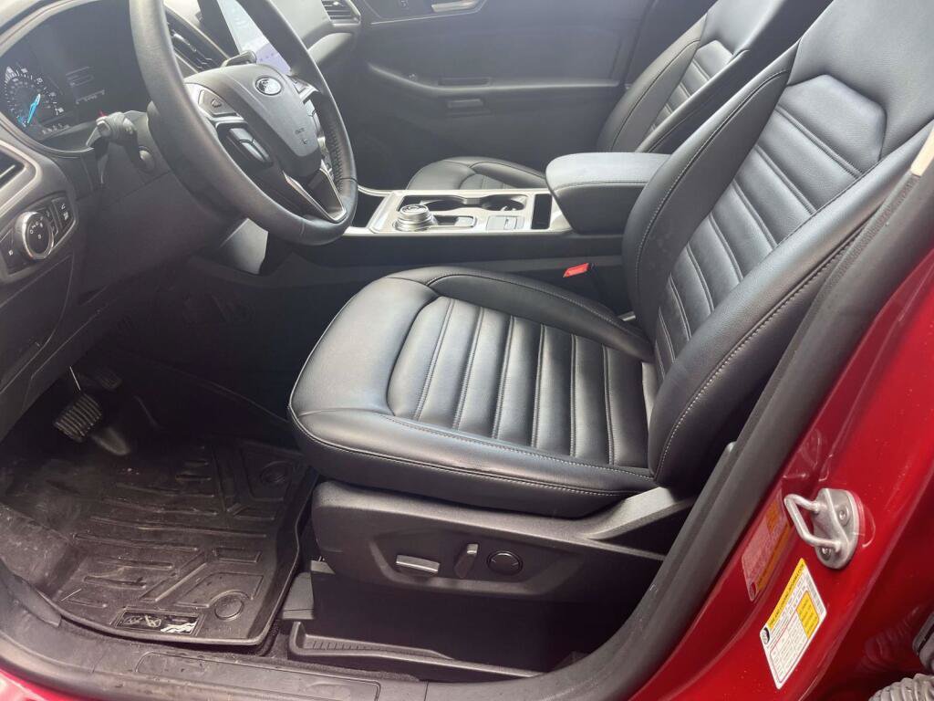 Certified 2023 Ford Edge SEL w/ Convenience Package AWD/4WD image 16