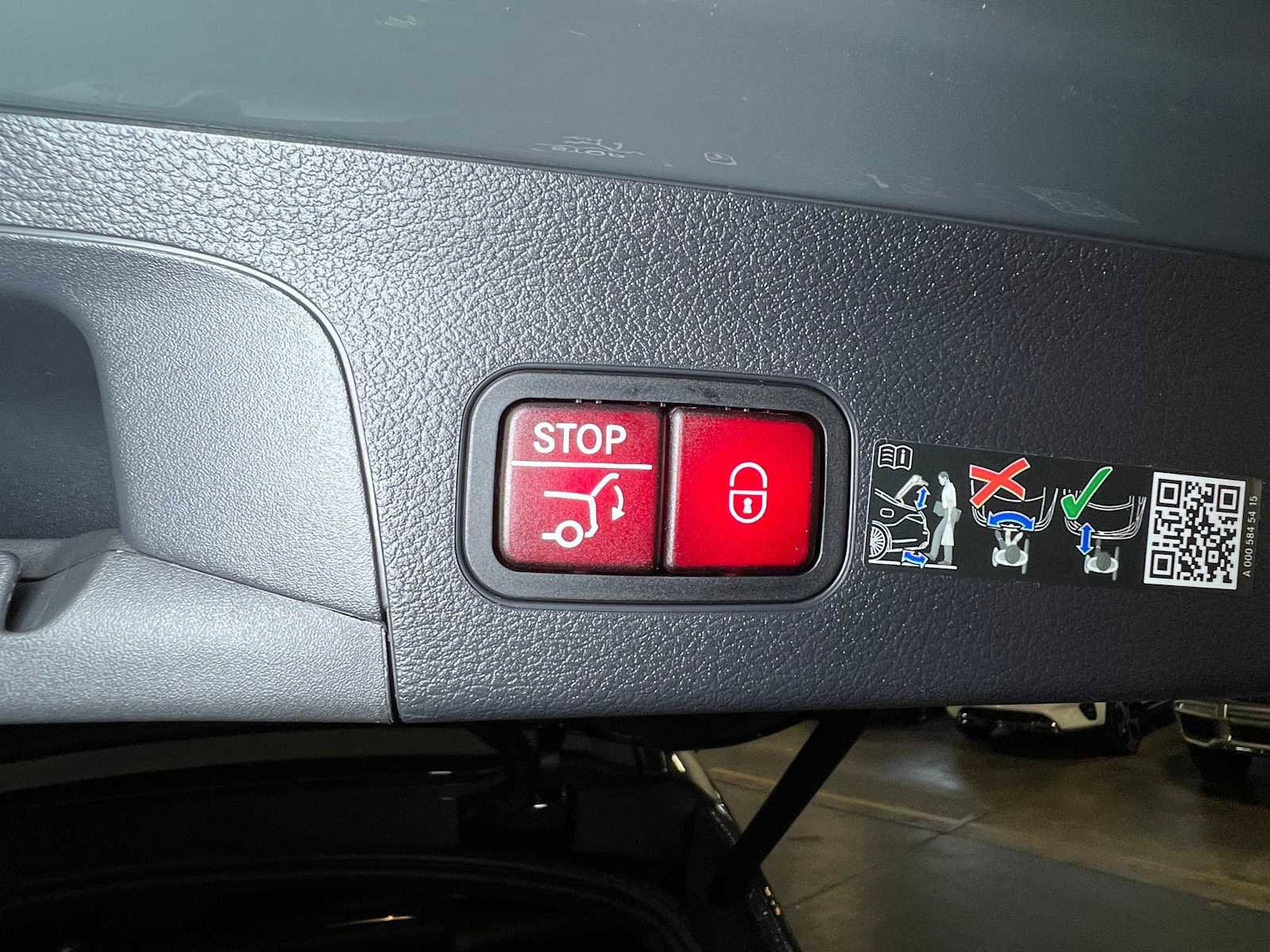 New 2025 Mercedes-Benz GLS 63 AMG 4MATIC image 17