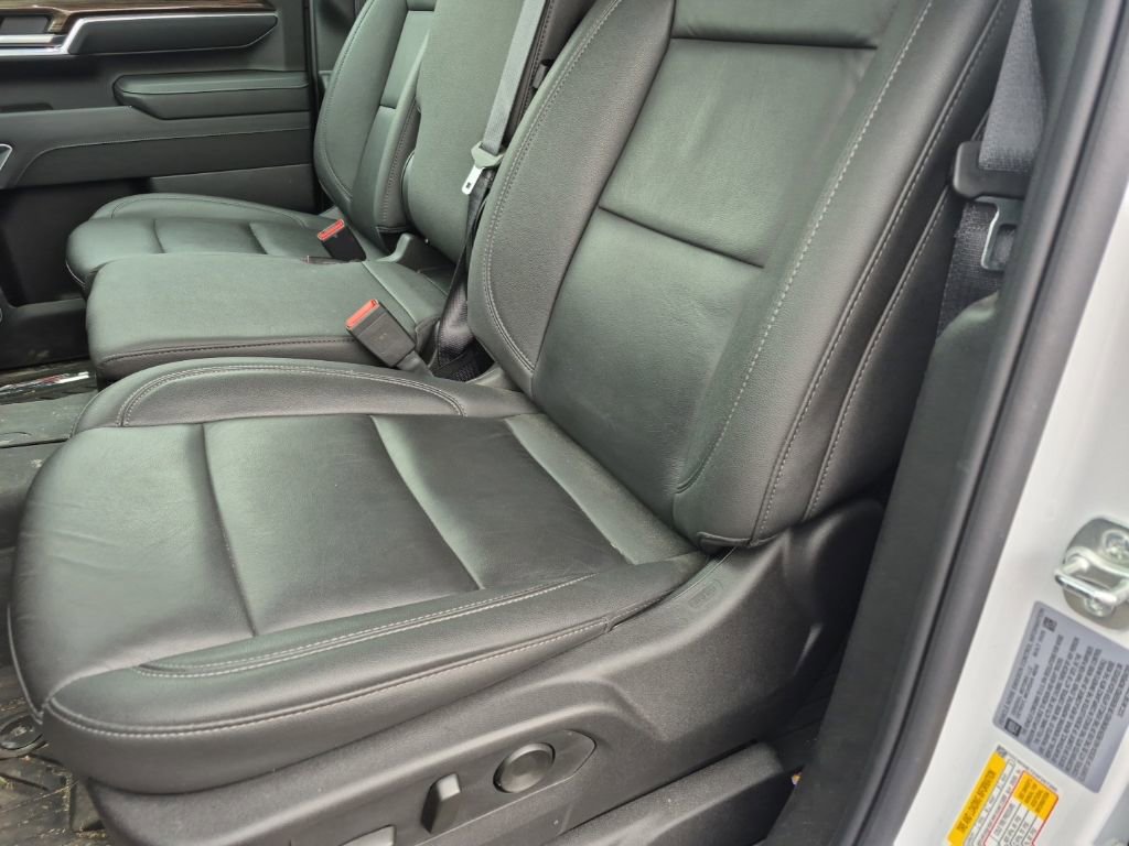 Used 2025 Chevrolet Silverado 2500 LT w/ All Star Edition AWD/4WD image 11