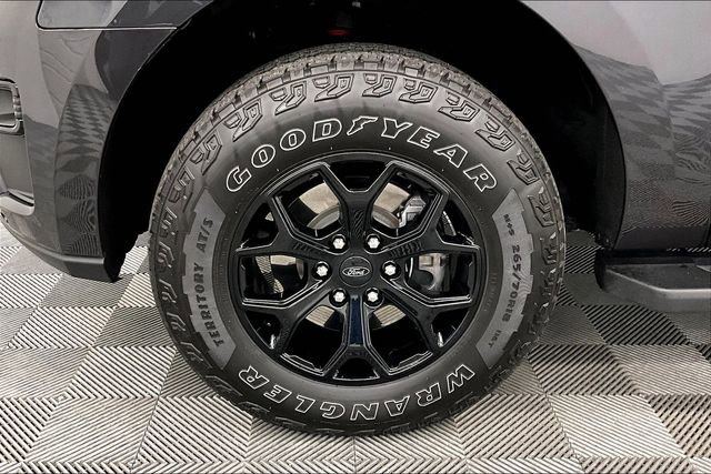 Used 2024 Ford Expedition Timberline image 10