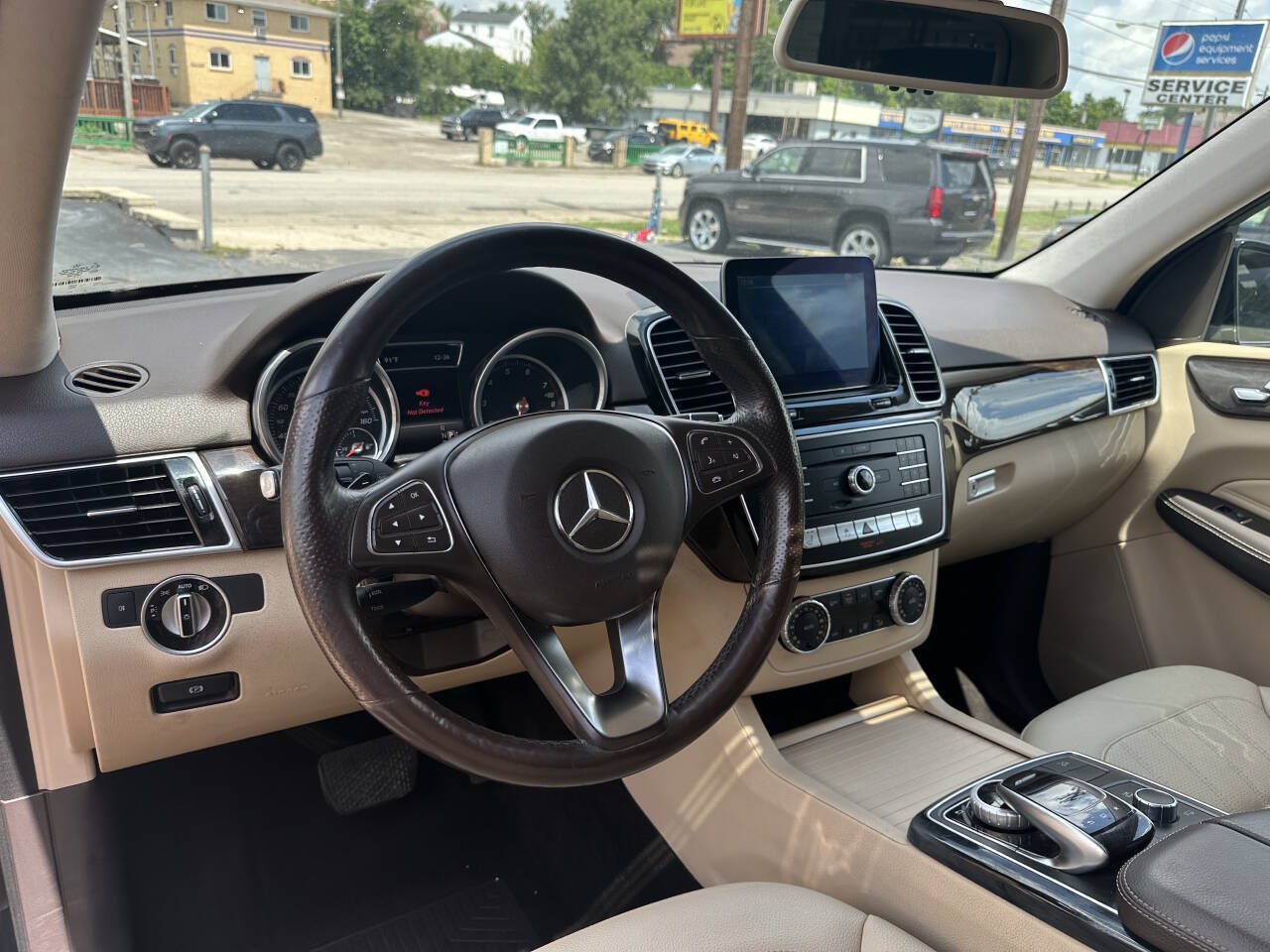 Used 2016 Mercedes-Benz GLE 350 4MATIC w/ Premium Package image 16