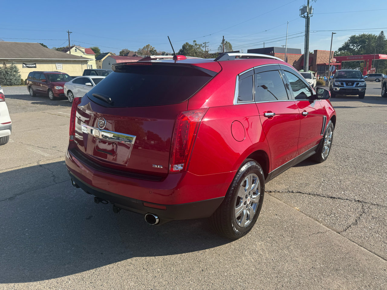 Used 2015 Cadillac SRX Luxury w/ Driver Awareness Package image 16