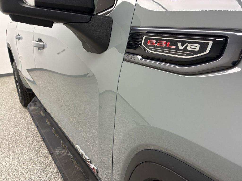 Used 2024 GMC Sierra 1500 AT4 w/ Technology Package image 17