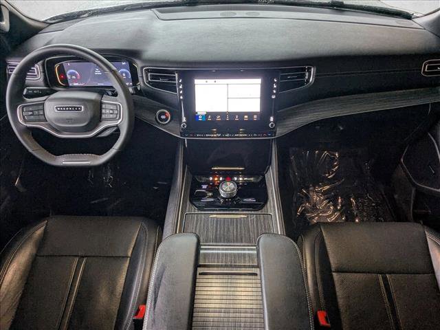 Used 2024 Jeep Wagoneer L Series II w/ Flexible Seating Group image 19