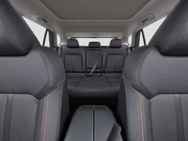 Certified 2025 MAZDA CX-50 AWD 2.5 Hybrid w/ Premium Pkg image 13