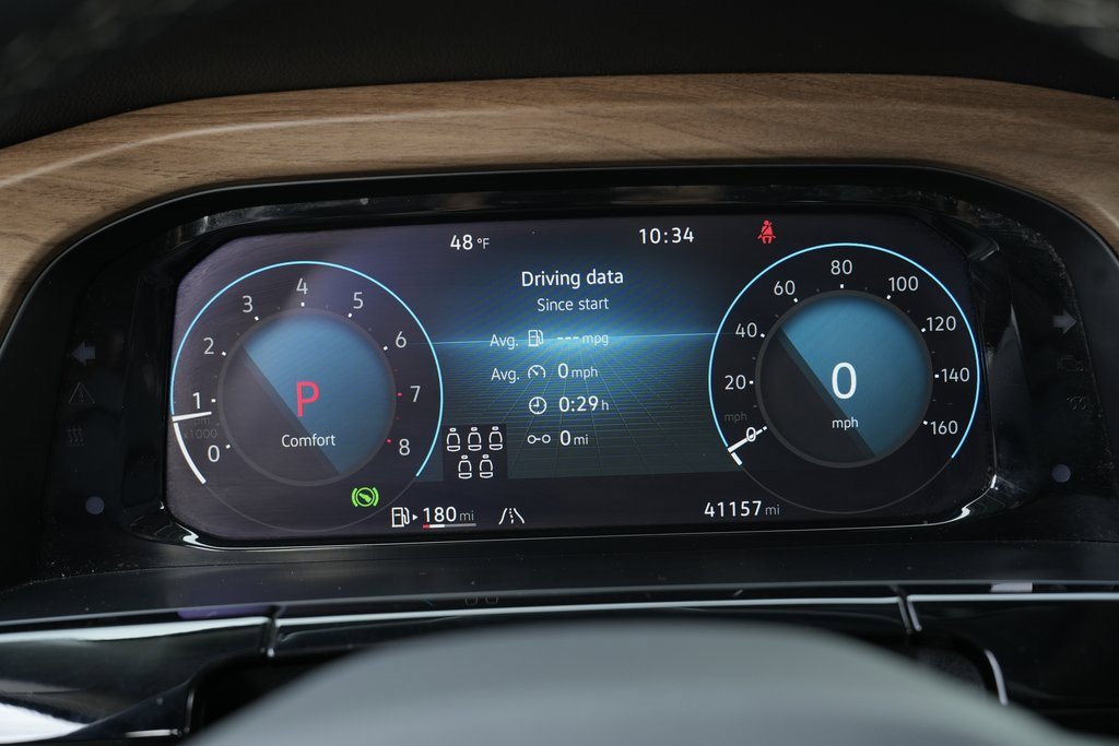 Used 2024 Volkswagen Atlas SE image 49