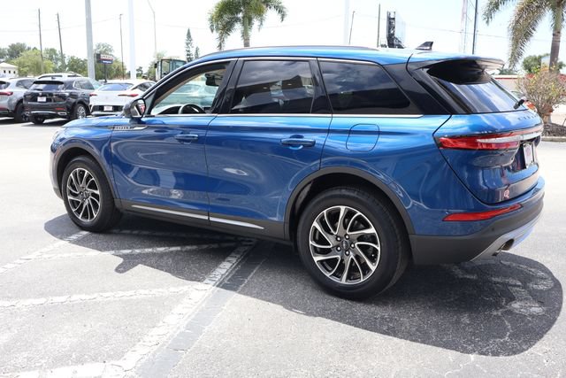 Used 2020 Lincoln Corsair FWD w/ Equipment Group 101A image 5