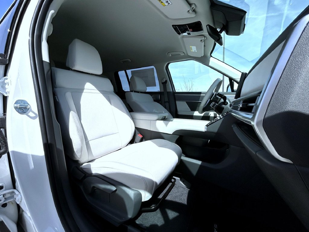 New 2026 Hyundai Santa Fe SE AWD/4WD image 15