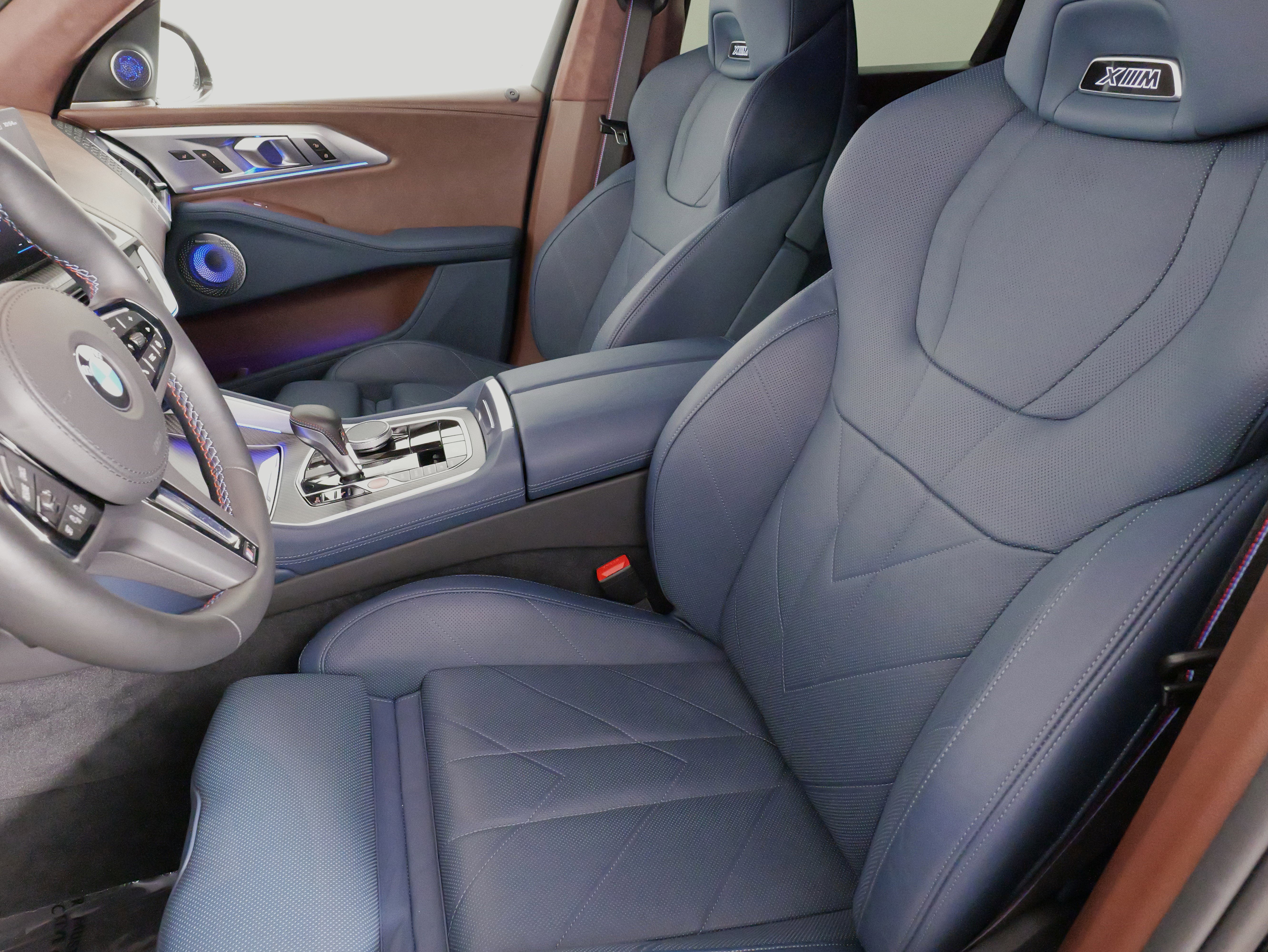 Used 2023 BMW XM w/ M Driver's Package AWD/4WD image 38