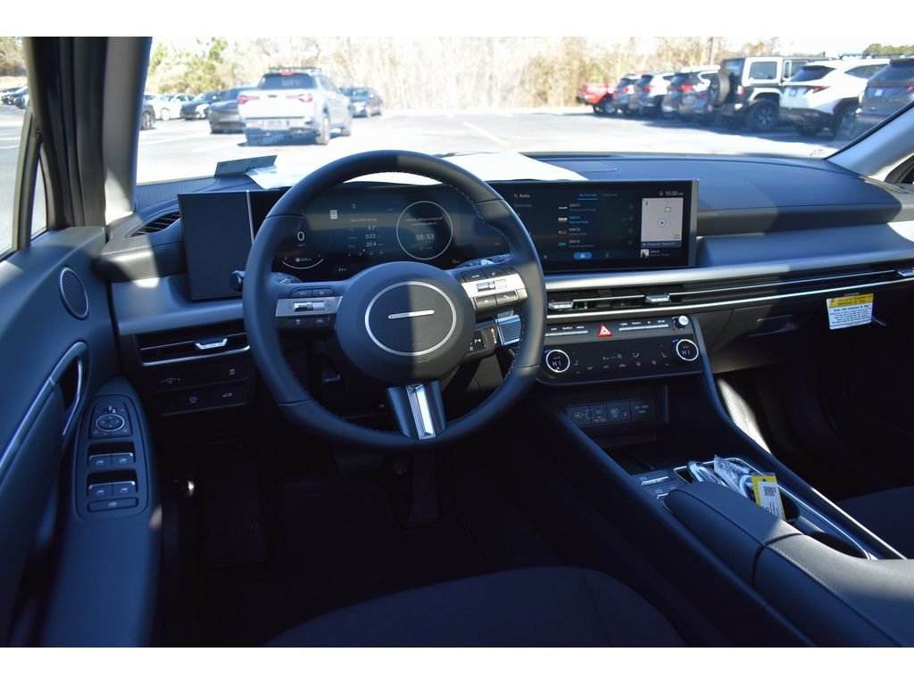 Used 2024 Hyundai Sonata SEL w/ Convenience Package image 13