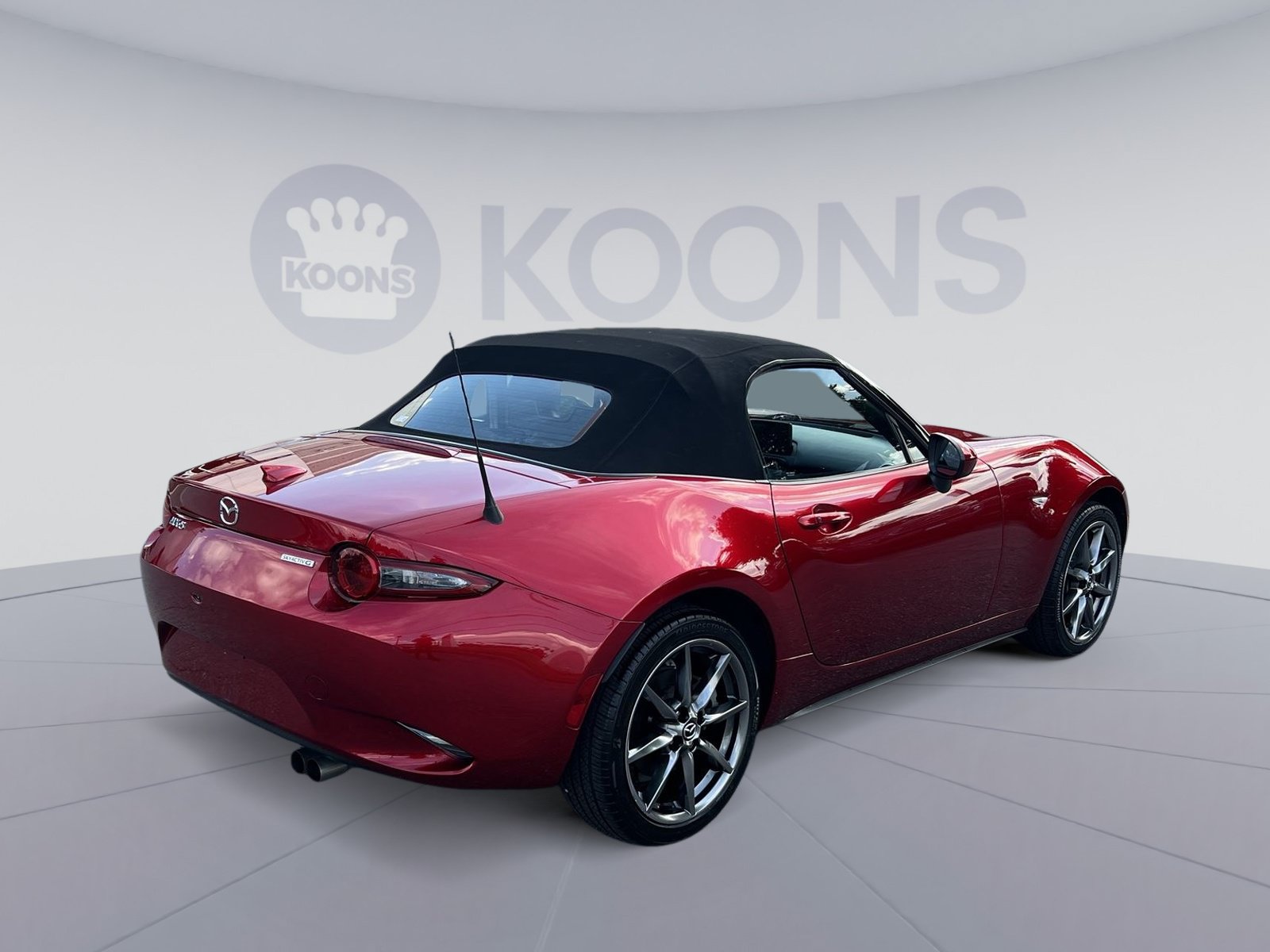 Used 2020 MAZDA MX-5 Miata Grand Touring RWD image 7