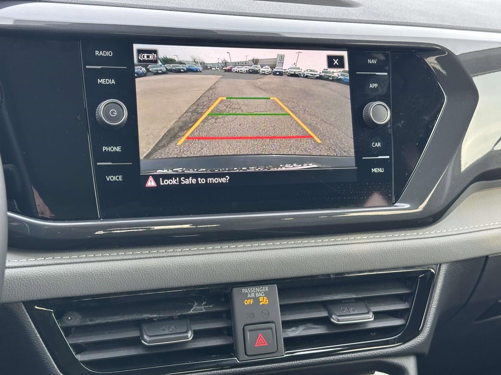 Certified 2023 Volkswagen Taos SEL image 18