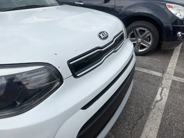 Used 2019 Kia Soul + image 9