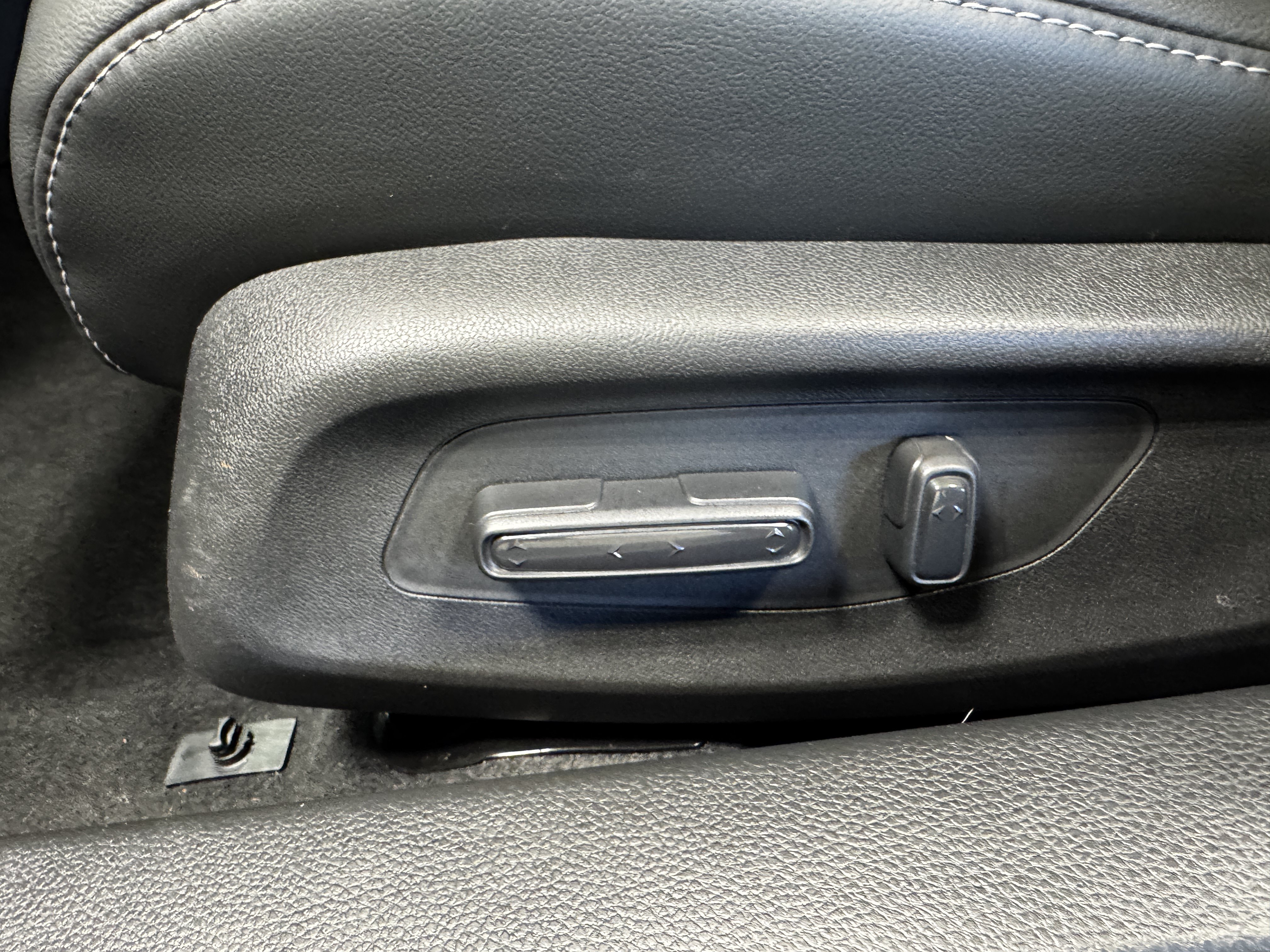 Used 2026 Acura Integra A-Spec FWD image 32