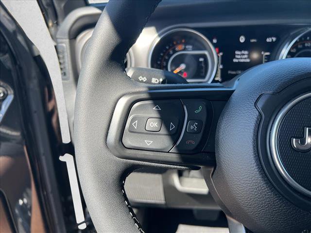 Used 2023 Jeep Wrangler Sport S image 26