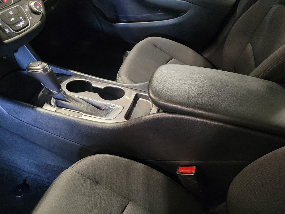 Used 2020 Chevrolet Malibu LS FWD image 26
