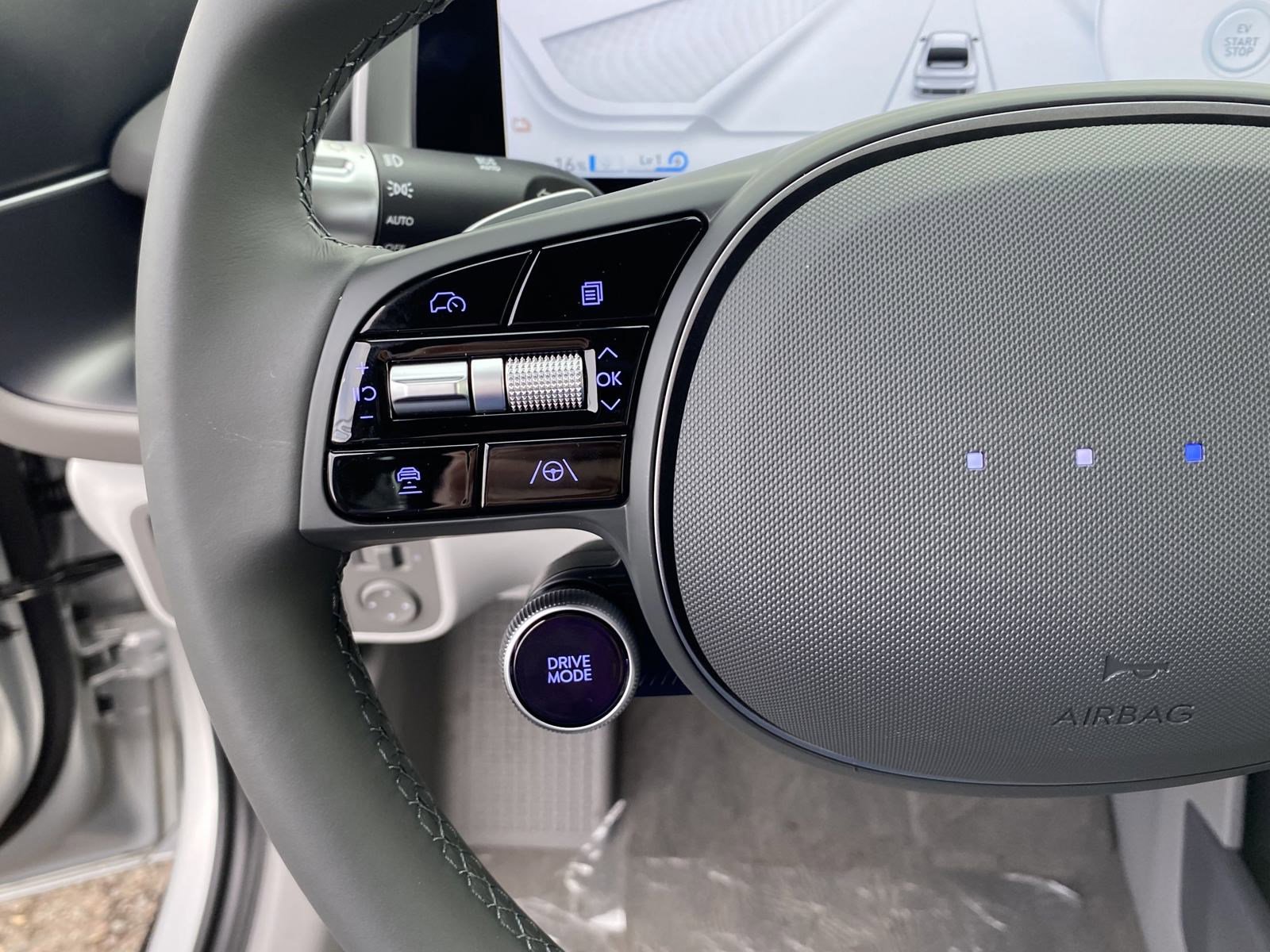New 2025 Hyundai Ioniq 6 SEL AWD/4WD image 22