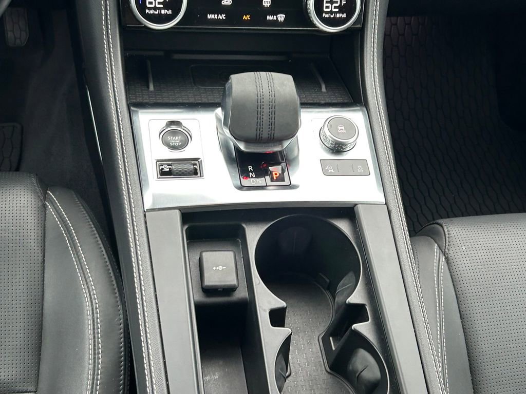 Used 2024 Jaguar F-PACE R-Dynamic S image 20