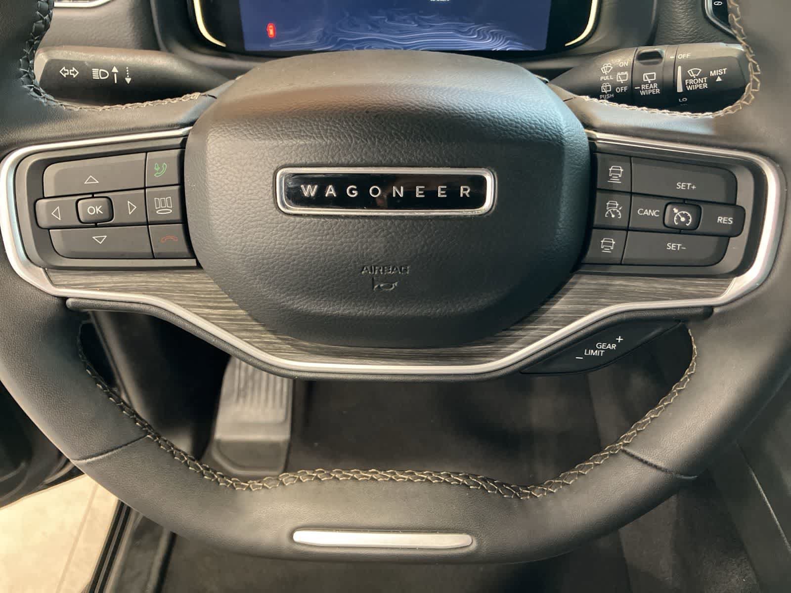 Used 2024 Jeep Wagoneer Series III AWD/4WD image 17