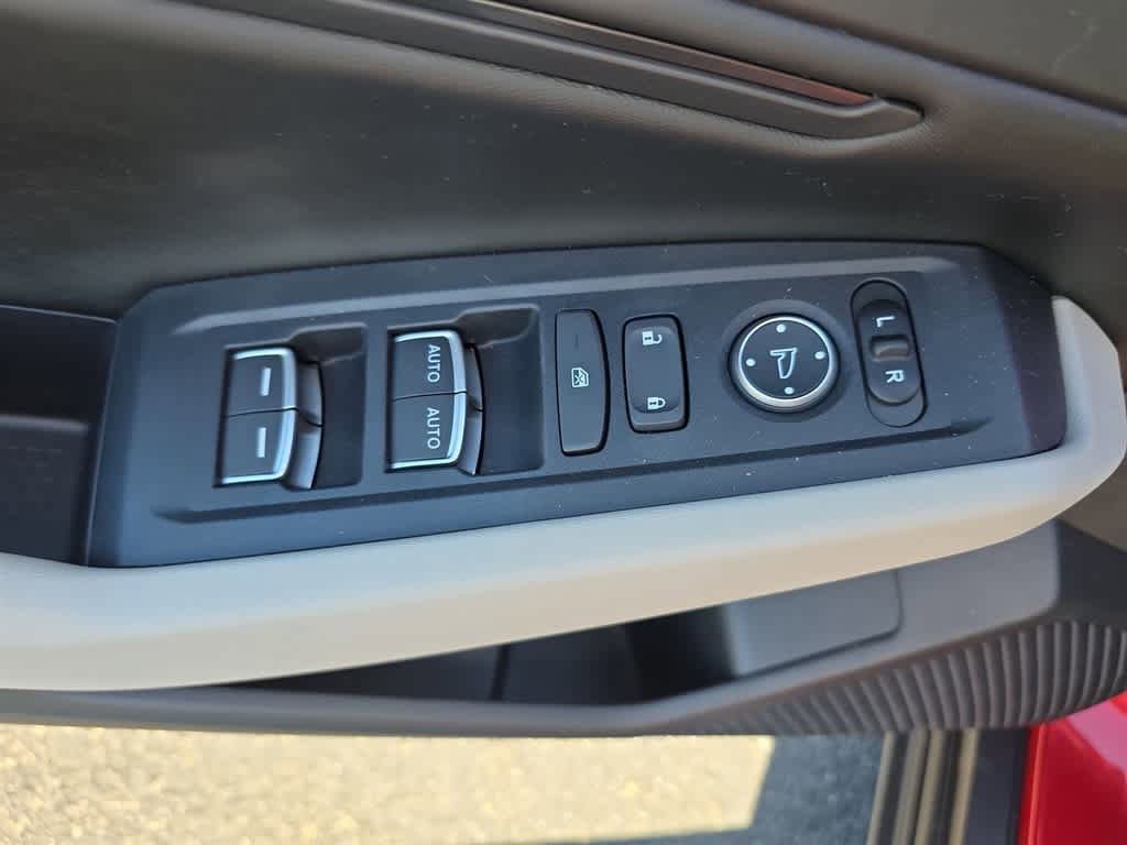 Certified 2025 Honda Accord SE image 18