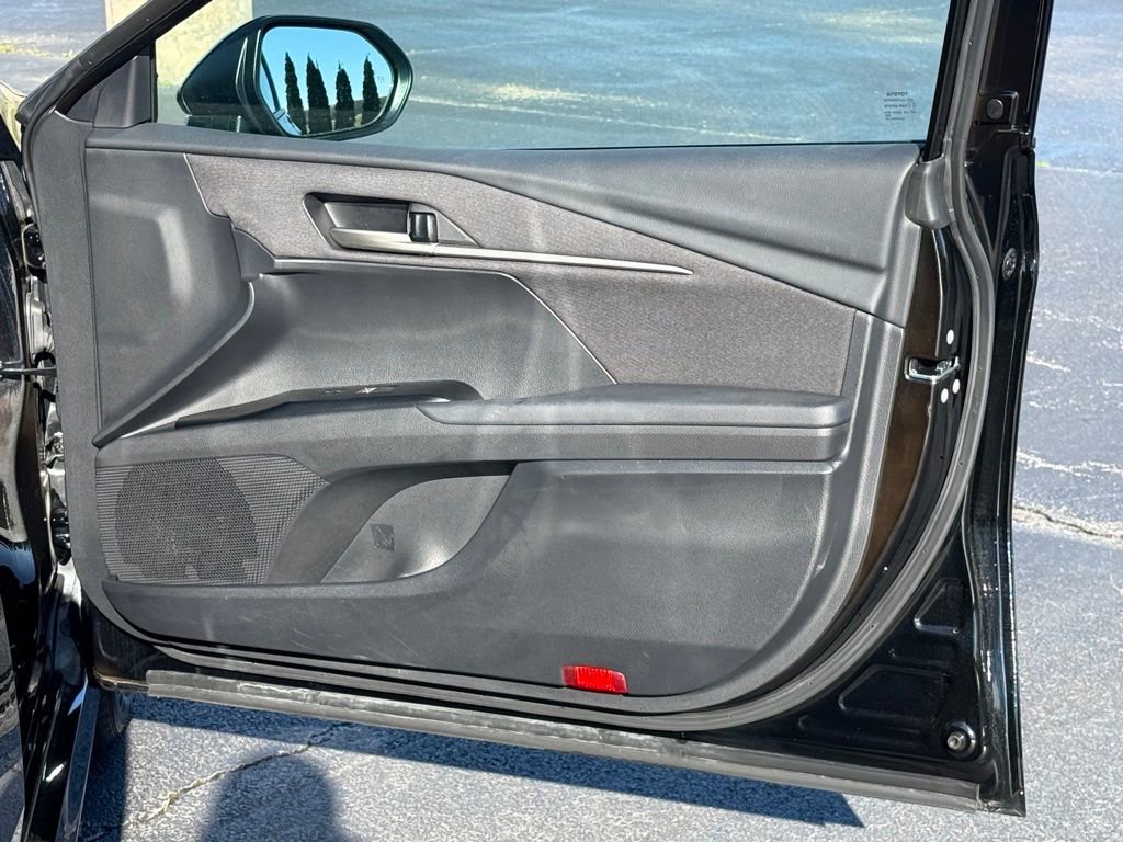 Certified 2025 Toyota Camry LE image 39