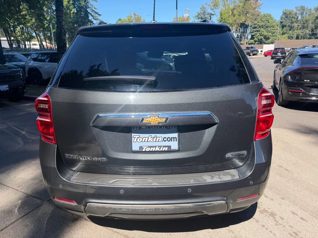 Used 2017 Chevrolet Equinox Premier w/ Enhanced Convenience Package AWD/4WD image 5
