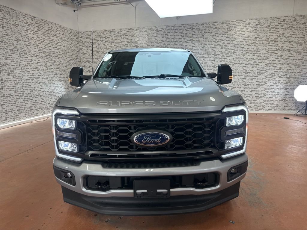 Used 2023 Ford F250 XL w/ STX Appearance Package image 2