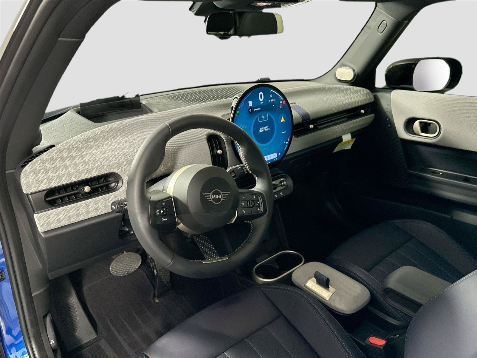 Used 2025 MINI Cooper 2-Door Hardtop FWD image 7
