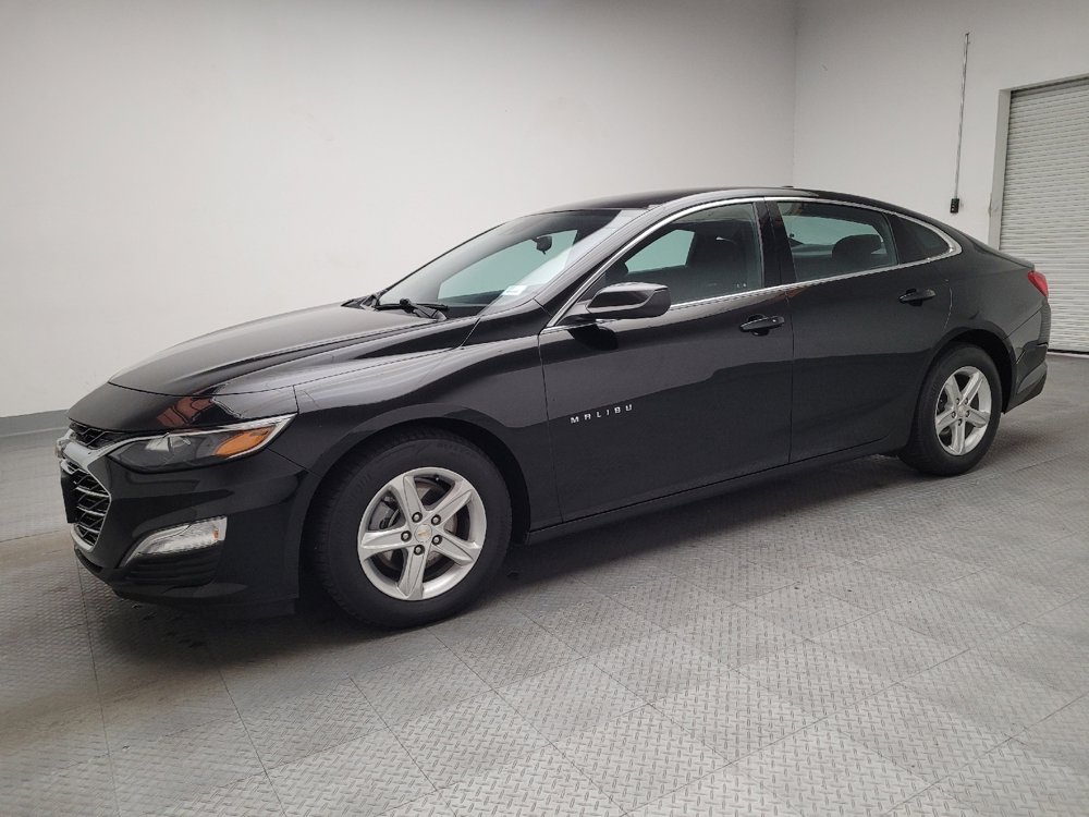 Used 2022 Chevrolet Malibu LS w/ Driver Confidence Package II FWD image 2